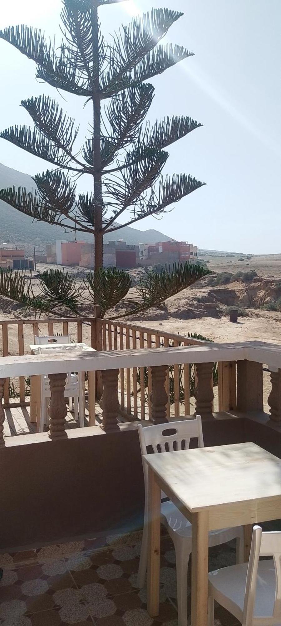 Отель Tildi Surf House Эмуан Экстерьер фото