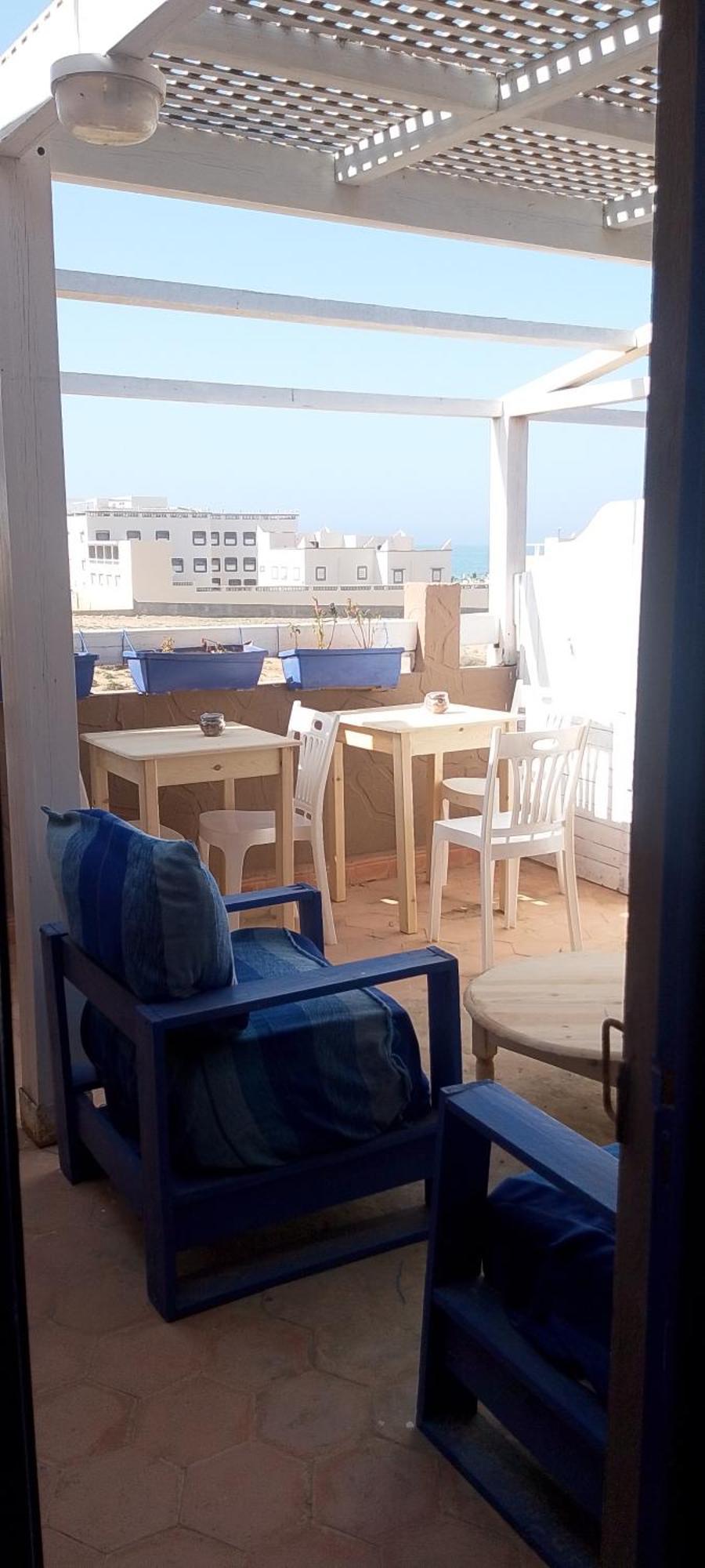 Отель Tildi Surf House Эмуан Экстерьер фото